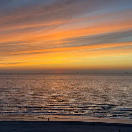 Apartment Belle Epoque Penthouse Ostend